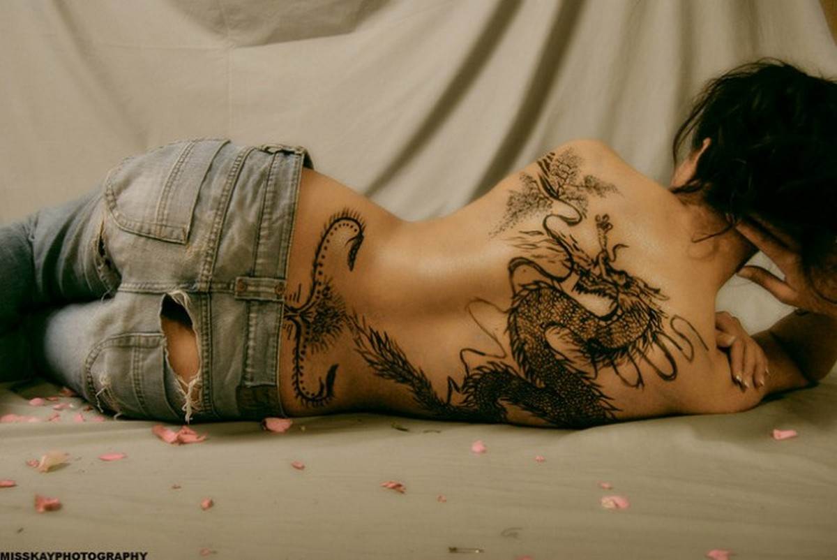 Сексуальные татуировки 74 фото
