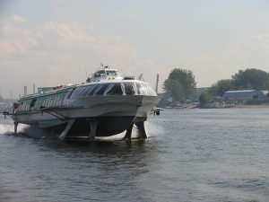 Метеор в Санкт-Петербурге фото