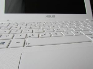 Ноутбук Asus