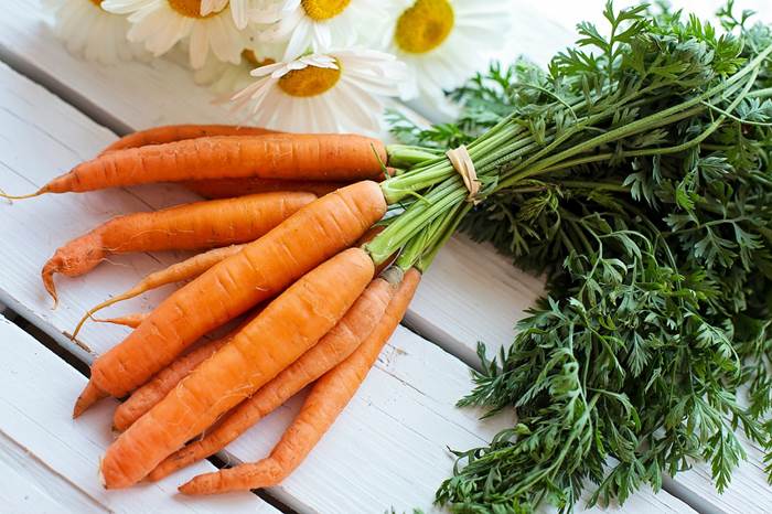 Морковь с огорода
