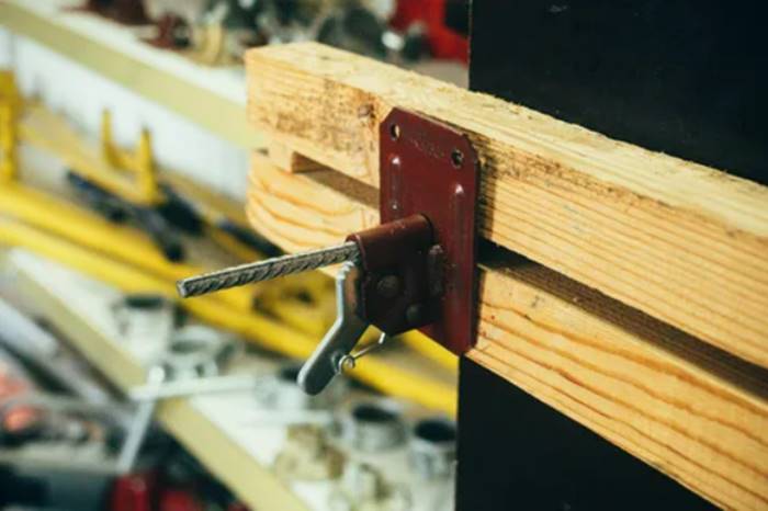 стяжки для несъемной опалубки