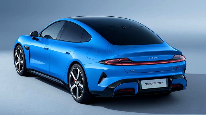 Xiaomi SU7 2026 вид сзади
