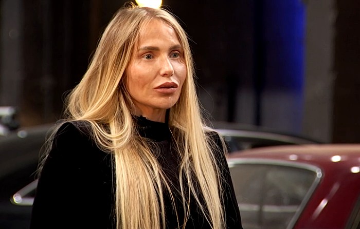 Полина Книна на Битве экстрасенсов