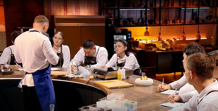 Молодые ножи. Новая кровь 9 серия