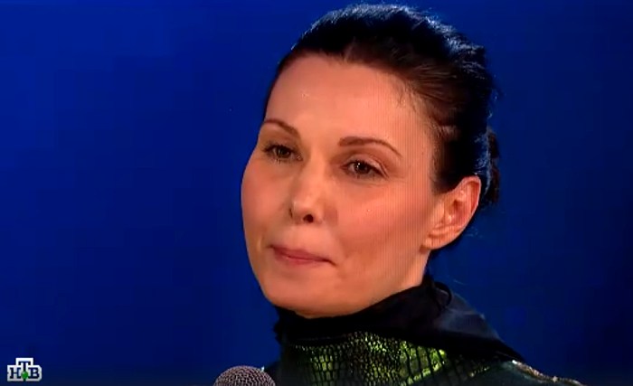 Александра Урсуляк на шоу Маска