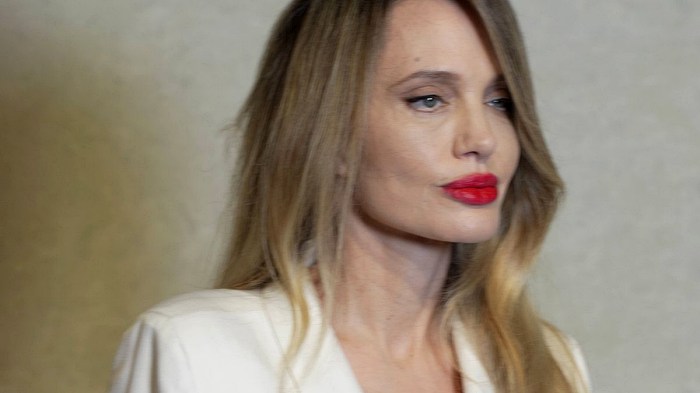 Анджелина Джоли в Шанхае 2026 фото